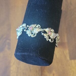 Vintage Elegant Silver and Pink Floral Bracelet